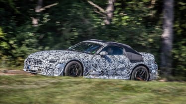 Mercedes-Benz SL 2022:  Τα πρώτα στιγμιότυπα μιας μεγάλης επιστροφής