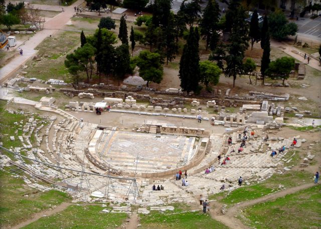 Περιφέρεια Αττικής: Ο κοροναϊός «παγώνει» όλες τις πολιτιστικές εκδηλώσεις