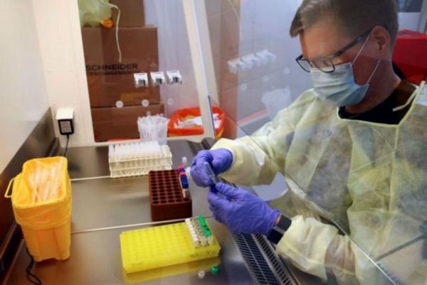 Εμβόλιο : Τον Δεκέμβριο στην ευρωπαϊκή αγορά το σκεύασμα της Οξφόρδης