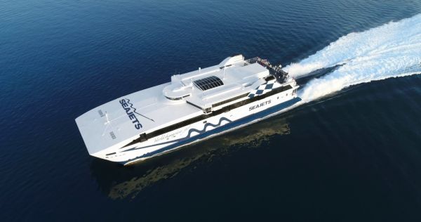 Βαλίτσα, ακτοπλοϊκά και ταξίδι με προορισμό τις Κυκλάδες