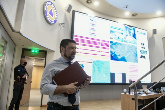 «Αδειάζουν» τον Χαρδαλιά οι μετεωρολόγοι για τις φονικές πλημμύρες στην Εύβοια