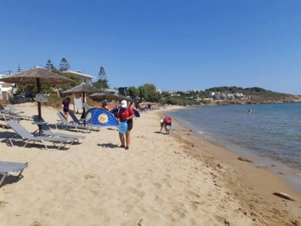 Χίος : H πρώτη #gopafree παραλία στον Καρφά
