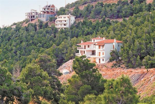 Βόμβα στα εκτός σχεδίου για χιλιάδες ιδιοκτήτες