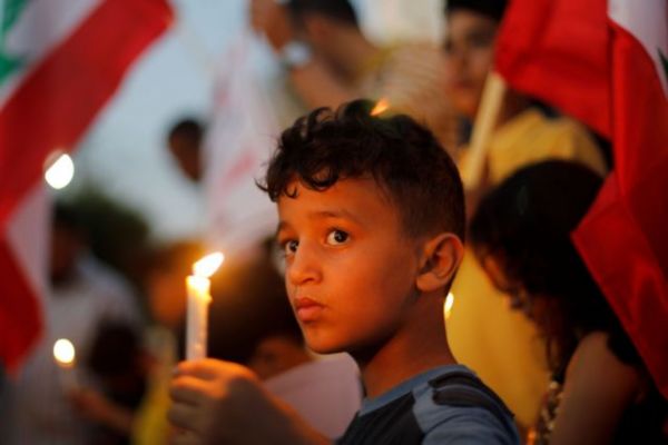 Τραγωδία στη Βηρυτό : Χειροπέδες σε τουλάχιστον 16 στελέχη και εργαζόμενους του λιμανιού