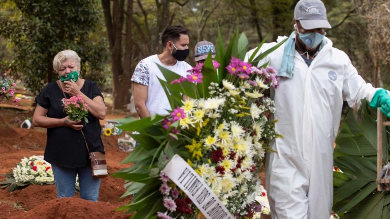 Βραζιλία : Πλησιάζει τους 115.000 νεκρούς – Καταγράφει 3.605.783 κρούσματα