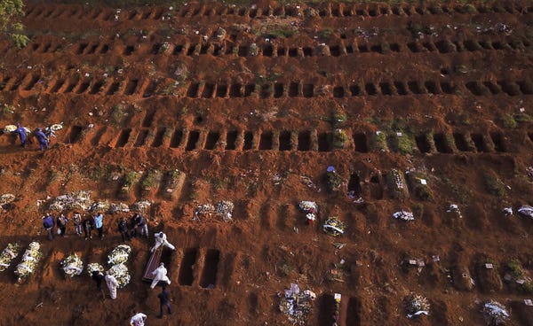 Ατελείωτη φρίκη στη Βραζιλία : Αλλοι 1.274 νεκροί και 52.160 κρούσματα σε 24 ώρες