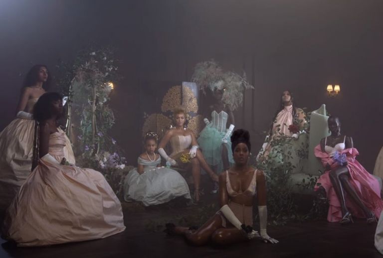 «Brown Skin Girl» : Εντυπωσιάζει το νέο βιντεοκλίπ της Μπιγιονσέ
