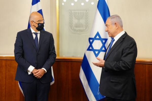 Δένδιας: Η παραβατικότητα της Τουρκίας αποτελεί κίνδυνο για όλες τις χώρες της Αν. Μεσογείου