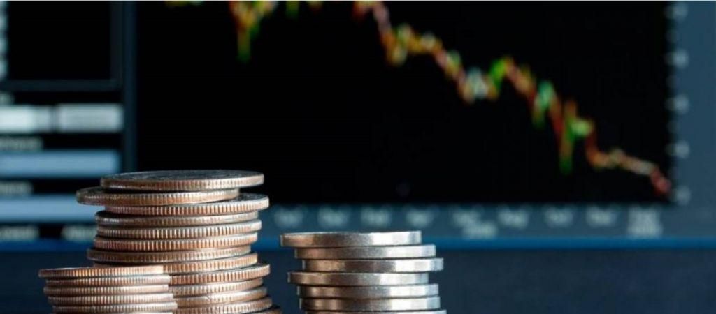 Στις αγορές ξανά η Ελλάδα με 10ετές ομόλογο – Ανησυχία για τα δημόσια έσοδα