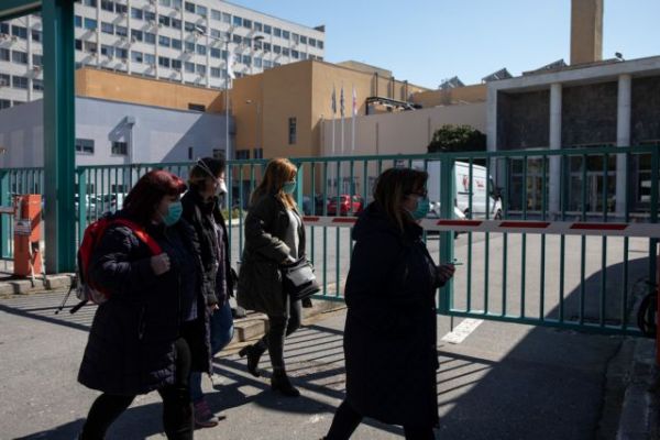 Δερμιτζάκης στο MEGA για κοροναϊό: Έχουμε φτάσει στο όριο να χάσουμε τον έλεγχο με τα κρούσματα