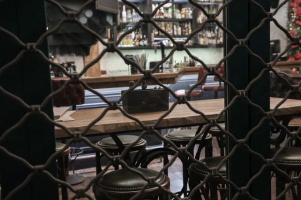 Κοροναϊός : Έκτακτα μέτρα σε Καρδίτσα, Πέλλα και Πιερία