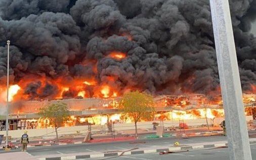 Ηνωμένα Αραβικά Εμιράτα : Τεράστια φωτιά στο Ατζμάν