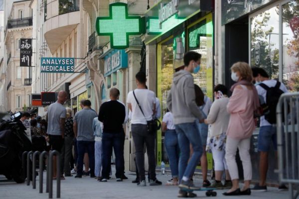 Κοροναϊός – Γαλλία : Τέλη 2020 ή αρχές 2021 αναμένεται το εμβόλιο – Υποχρεωτική η χρήση μάσκας σε όλο το Παρίσι