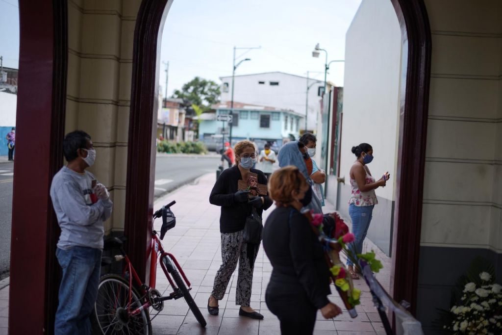 Ισημερινός : Πάνω από 100.000 τα κρούσματα – Παρατείνεται η κατάσταση έκτακτης ανάγκης