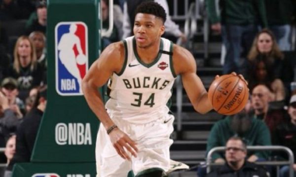 Γιάννης Αντετοκούνμπο: «Με 2 βήματα μπορώ να καρφώσω»