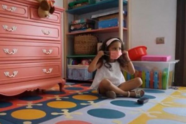 Κοροναϊός: «Τα παράπονά σου στον Χαρδαλιά» – Tο κρητικό σποτ που έγινε viral