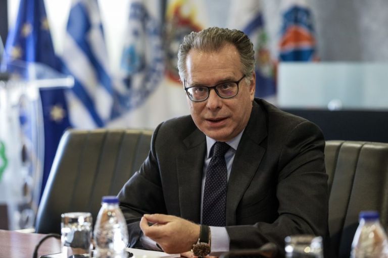 Κουμουτσάκος : Θέλουμε διάλογο με την Αγκυρα, όχι συνθηκολόγηση