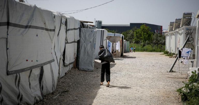 Κοροναϊός : Θετικός μετανάστης στο ΚΥΤ Έβρου