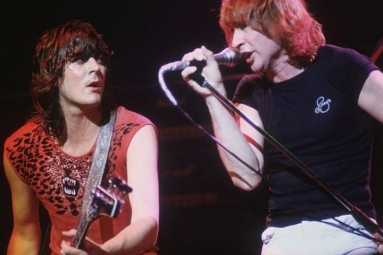 Pete Way : Πέθανε ο θρυλικός μπασίστας των UFO