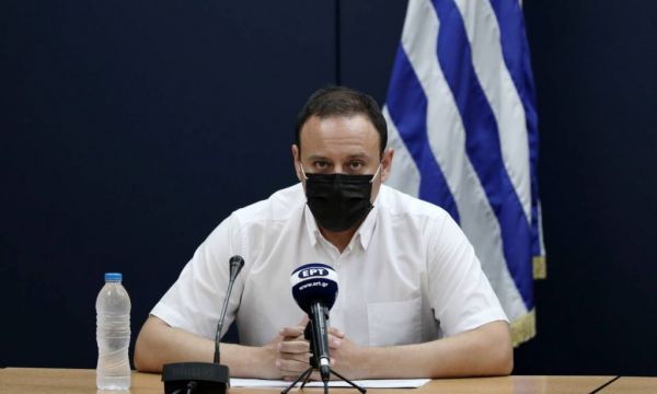 Μαγιορκίνης : Αν χαλαρώσουμε θα δούμε και 400 κρούσματα την ημέρα