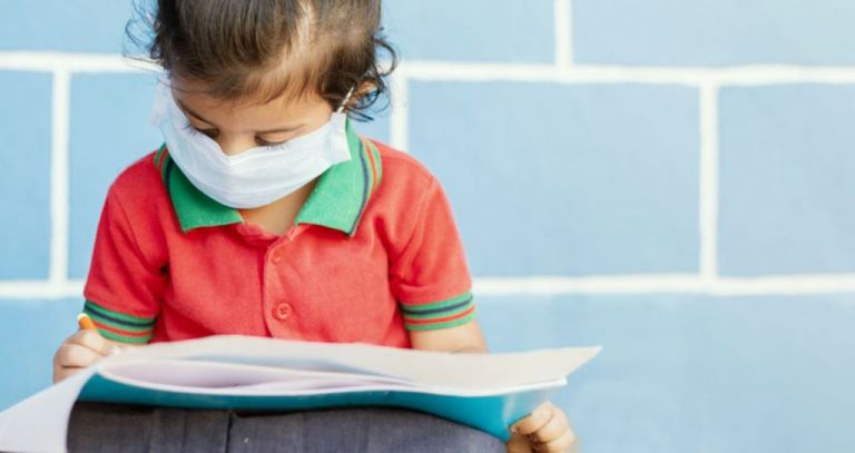 «Σπριντ» για τις μάσκες