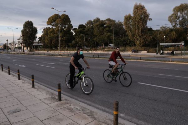 Κοροναϊός : Δεύτερο κύμα προ των πυλών – Εξετάζεται η επαναφορά των SMS στο 13033 και τοπικά lockdown