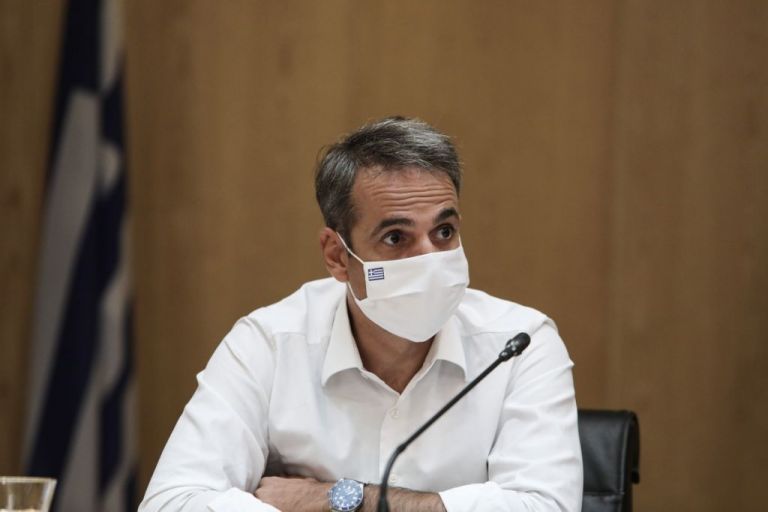 Κοροναϊός : «Έκρηξη» των νέων κρουσμάτων – Τηλεδιάσκεψη υπό τον πρωθυπουργό