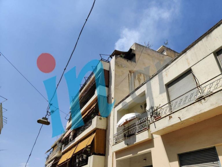 Τραγωδία στην Κυψέλη: Δύο νεκροί από τη φωτιά σε διαμέρισμα