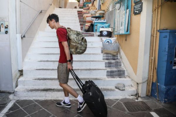 Κοροναϊός: H αγωνία στο «κόκκινο» για τη διασπορά του ιού – Κρούσματα σε 23 περιοχές