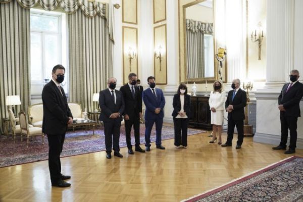 Με πρωτόκολλο… κοροναϊού η ορκωμοσία στο Προεδρικό Μέγαρο