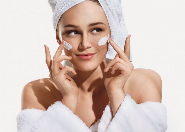 Tips περιποίησης για πρόσωπο χωρίς ρυτίδες