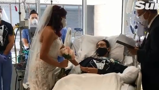 Συγκίνηση: Νοσηλευτικό προσωπικό οργάνωσε γάμο σε νοσοκομείο