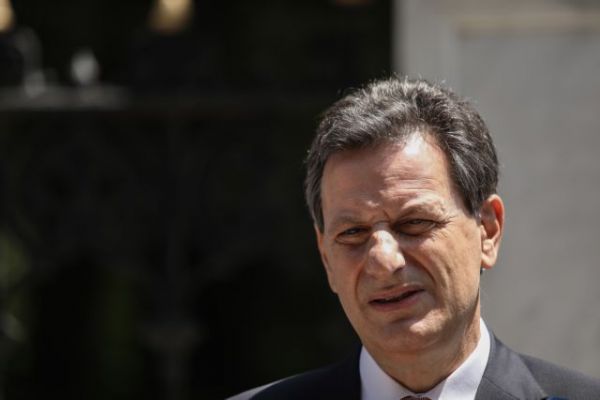 Σκυλακάκης: Όχι σε μείωση ΦΠΑ, μέχρι τέλος του έτους οι αναστολές πληρωμών