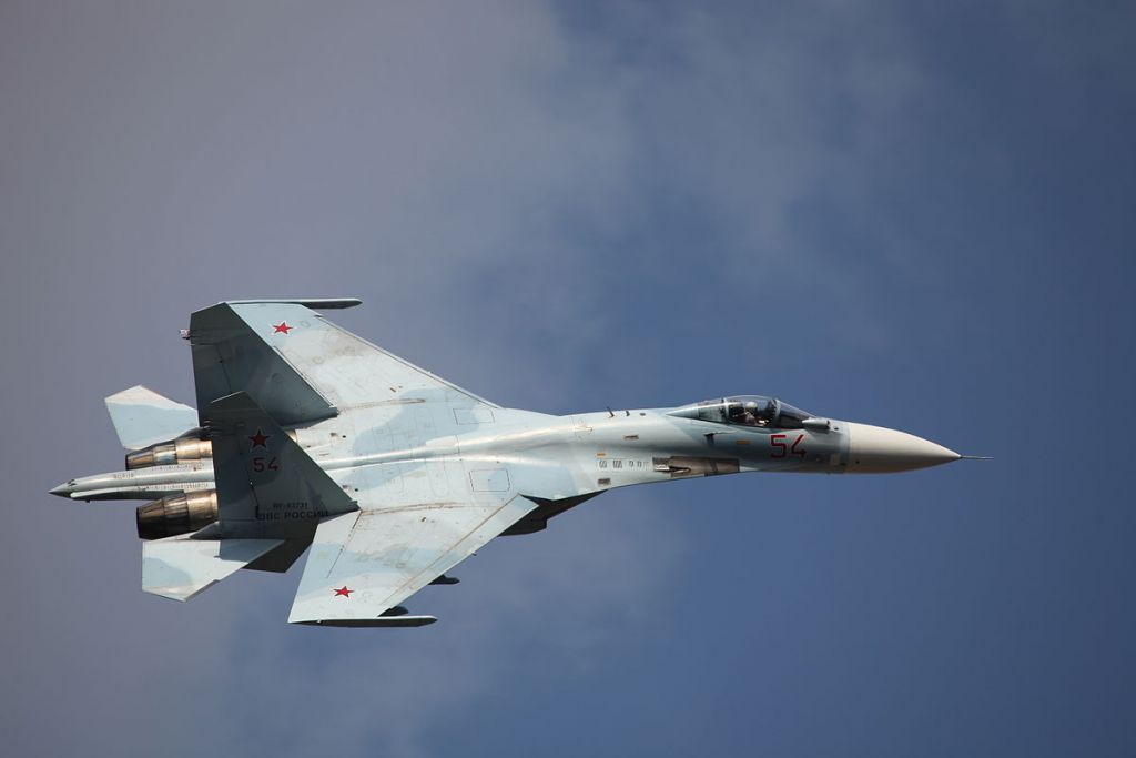 Μαύρη Θάλασσα : Ρωσικό μαχητικό Su-27 αναχαίτισε αεροσκάφη των ΗΠΑ και Βρετανίας