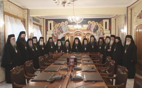 Χρειαζόμαστε νοσηλευτές, όχι παπάδες