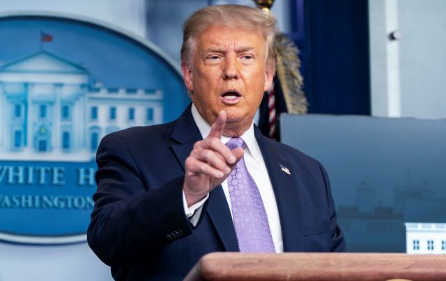Facebook : Κατέβασε βίντεο του Τραμπ λόγω «επικίνδυνης παραπληροφόρησης» για τον κοροναϊό