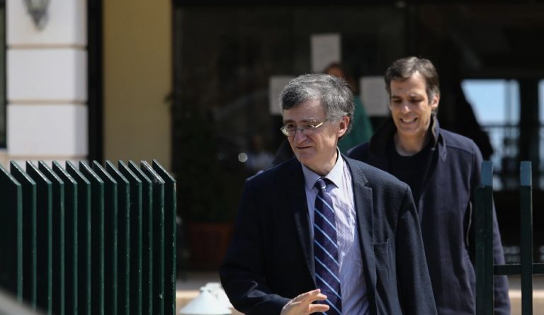 Κοροναϊός: Τρομάζουν τα στοιχεία από τις ιχνηλατήσεις – Επιστρέφουν από τα νησιά με τον ιό