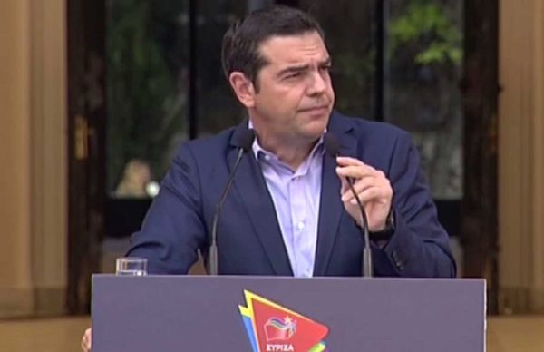 ΣΥΡΙΖΑ :  Πισώπλατες συντροφικές μαχαιριές