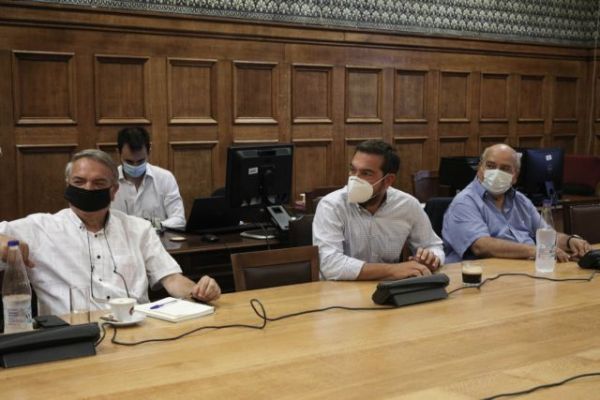 ΑΟΖ – ΣΥΡΙΖΑ : Παρών στη συμφωνία με Αίγυπτο, υπερψηφίζει τη συμφωνία με την Ιταλία