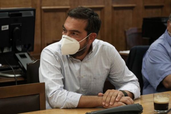 Το «παρών» του Τσίπρα με μούσι και μάσκα ασφαλείας : Το δίλημμα για την ΑΟΖ με την Αίγυπτο