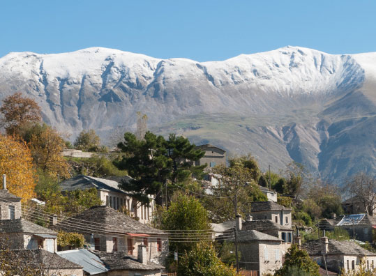 Νέα Οδός: Διαδρομές πολιτισμού, φύσης και γαστρονομίας στο neaodos.gr/tours