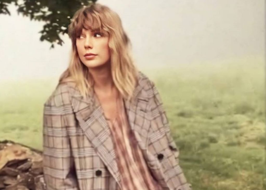 Τέιλορ Σουίφτ: Ένα παλιό της τραγούδι κάνει θραύση στα κοινωνικά δίκτυα