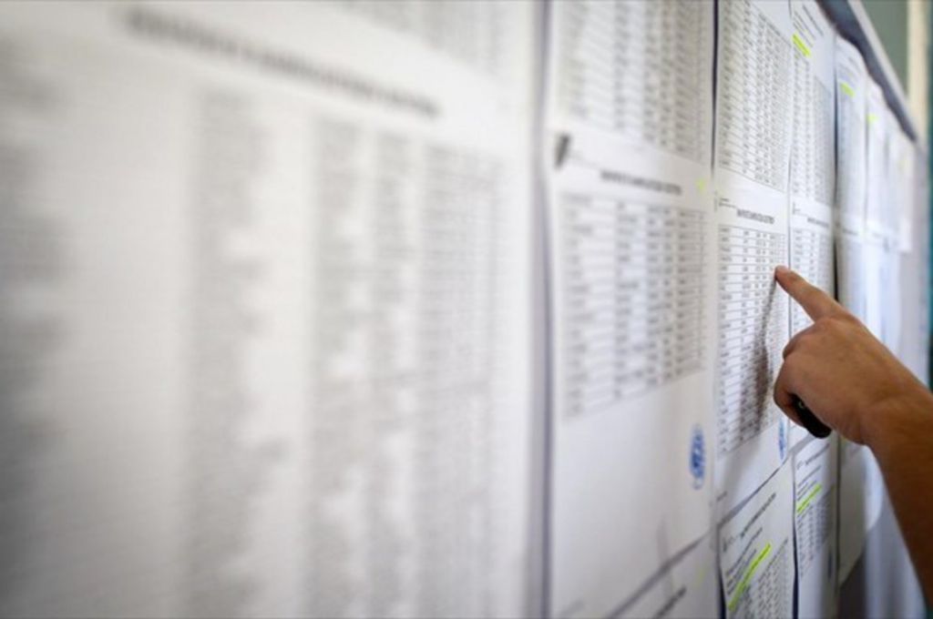 ΑΕΙ: Αντίστροφη μέτρηση για την ανακοίνωση των βάσεων – Χαμηλώνει ο πήχης για Νομικές, Πολυτεχνικές και Ιατρικές Σχολές