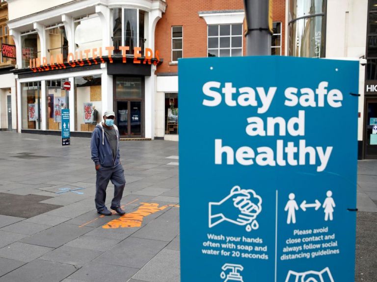 Βρετανία: Επίδομα σε όσους μπαίνουν σε καραντίνα εξήγγειλε η κυβέρνηση