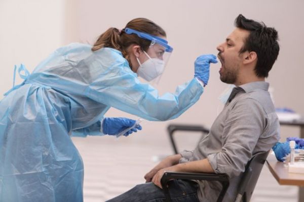 Κοροναϊός : Ο «χάρτης» των 259 κρουσμάτων – Αριθμοί που τρομάζουν στην Αττική