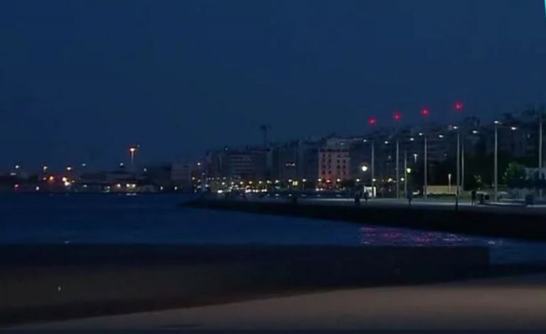 Έντονη κακοκαιρία τη νύχτα στη Χαλκιδική