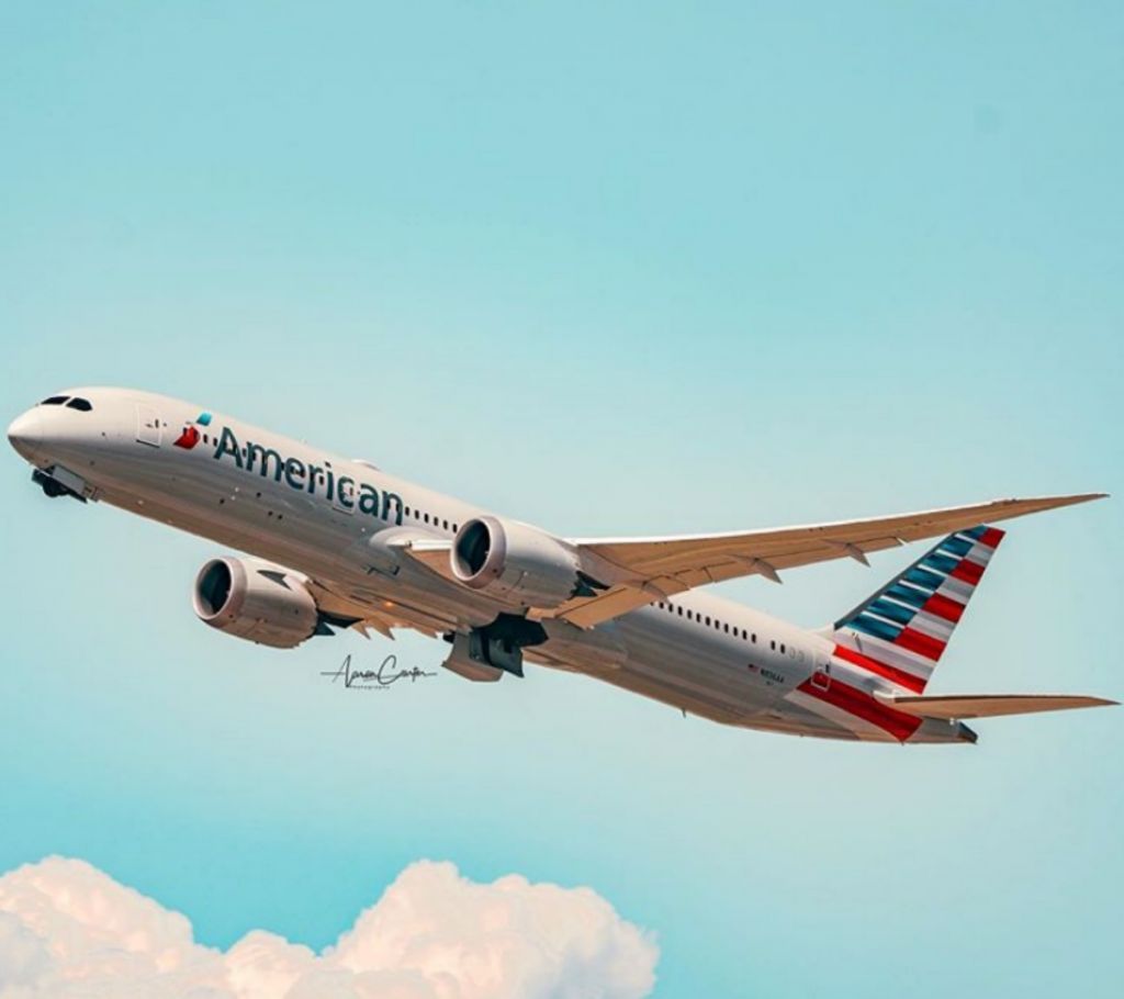 American Airlines : Θα απολύσει 19.000 εργαζόμενους εάν δε λάβει επιπλέον ομοσπονδιακή βοήθεια
