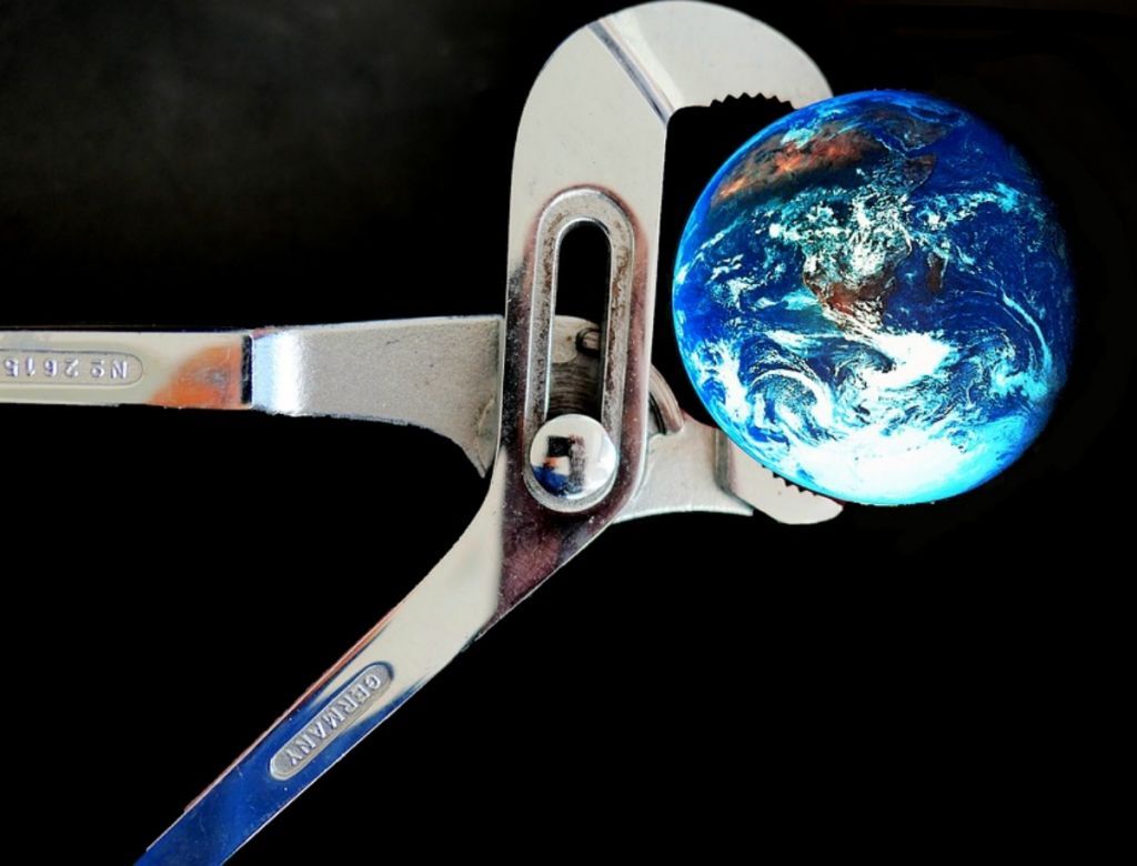 Ιοί και περιβάλλον : Η ανεξέλεγκτη καταστροφή του οικοσυστήματος «θα απελευθερώσει περισσότερες πανδημίες»