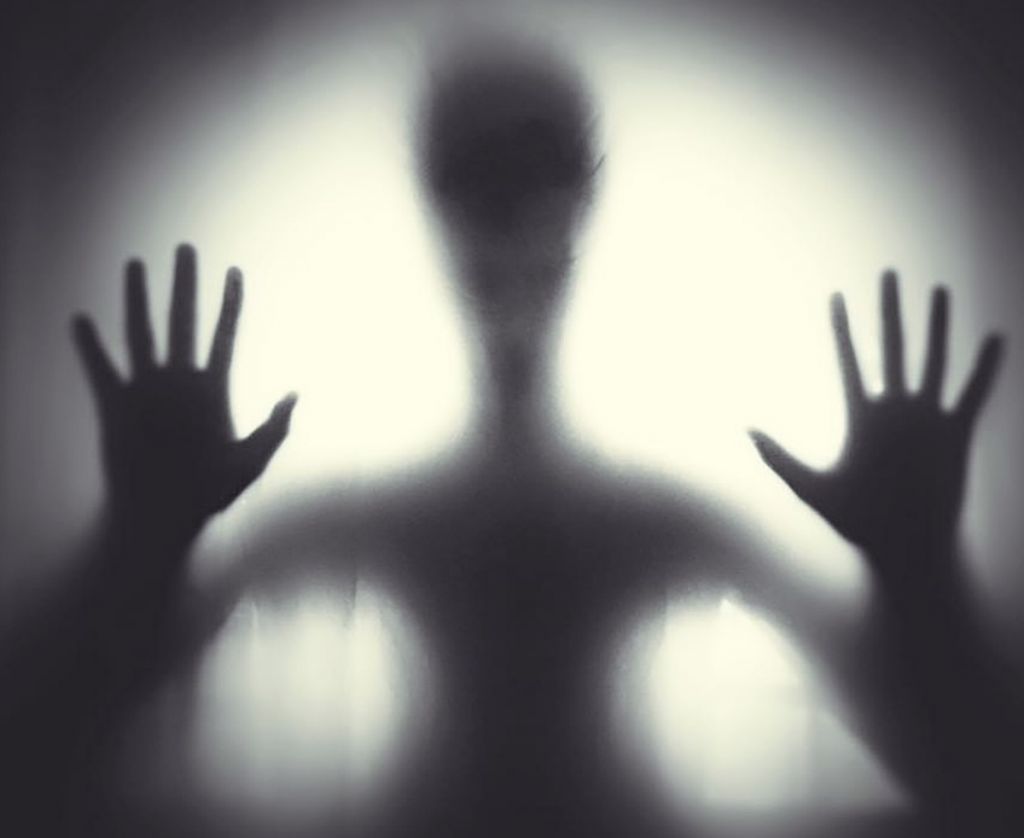 Τρομακτικά βίντεο με φαντάσματα: Μην τα δείτε αν θέλετε να «κλείσετε μάτι» το βράδυ