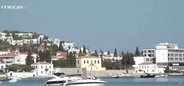 Μίνι lockdown σε Σπέτσες και Χαλκιδική: Ανησυχία στους επιχειρηματίες